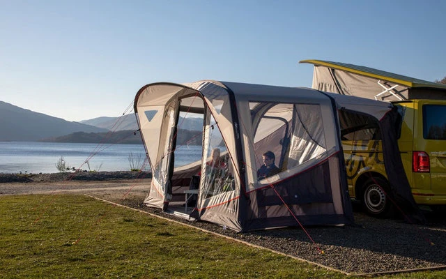 Vango Tolga Aufblasbares Busvorzelt Grau 5 Vango Tolga Aufblasbares Busvorzelt Grau – Bild 3