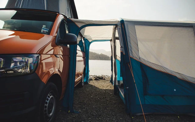 Vango Tolga Aufblasbares Busvorzelt Grau 4 Vango Tolga Aufblasbares Busvorzelt Grau – Bild 2