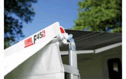 Fiamma F45s 260 Markise Gehäusefarbe Polar White Tuchfarbe Royal Grey 260 Cm -Berühmter Markisen Geschäft 811754 5283845